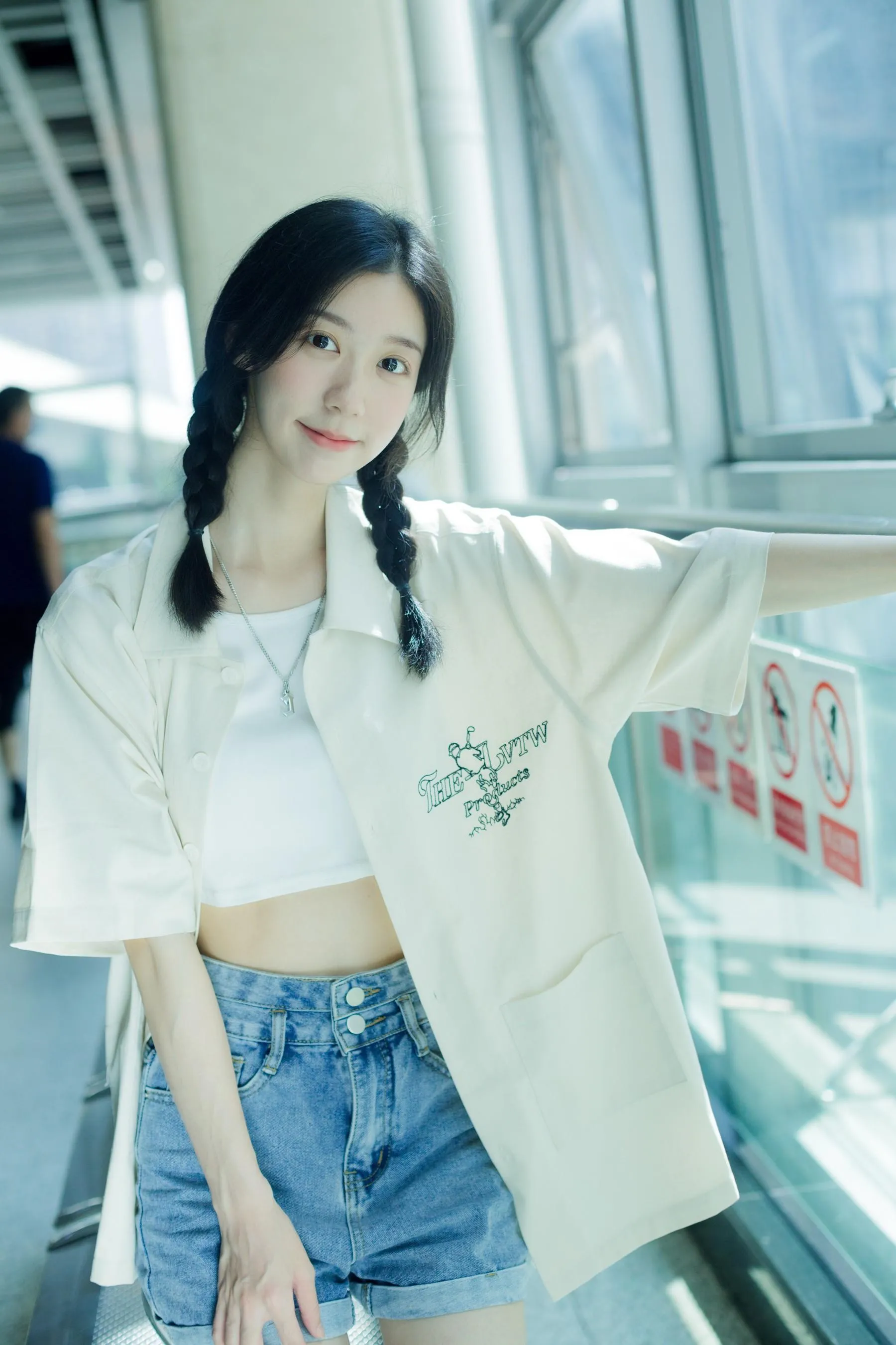 [YITUYU艺图语]2022.08.22 地铁奇遇记 饲猫少女- [39P]插图6